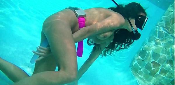  Underwater self sex with purple dildo by Nora Shmandora